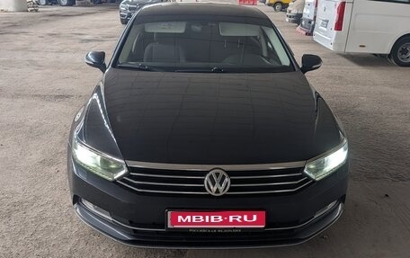 Volkswagen Passat B8 рестайлинг, 2017 год, 1 600 000 рублей, 1 фотография