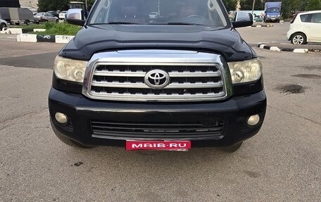Toyota Sequoia II рестайлинг, 2008 год, 2 250 000 рублей, 1 фотография