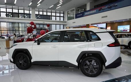 Toyota RAV4, 2026 год, 4 150 000 рублей, 6 фотография