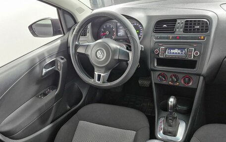 Volkswagen Polo VI (EU Market), 2011 год, 603 000 рублей, 11 фотография