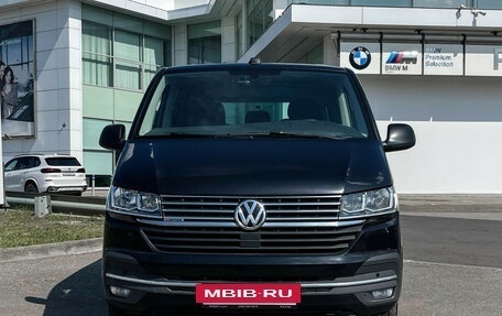 Volkswagen Caravelle T6 рестайлинг, 2021 год, 4 188 000 рублей, 2 фотография