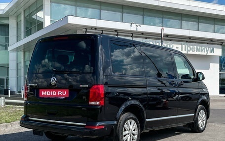 Volkswagen Caravelle T6 рестайлинг, 2021 год, 4 188 000 рублей, 5 фотография