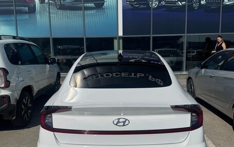 Hyundai Sonata VIII, 2021 год, 1 555 500 рублей, 2 фотография
