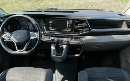 Volkswagen Caravelle T6 рестайлинг, 2021 год, 4 188 000 рублей, 12 фотография