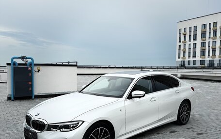 BMW 3 серия, 2023 год, 3 200 000 рублей, 3 фотография