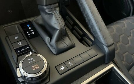 Toyota 4Runner, 2026 год, 12 990 000 рублей, 9 фотография