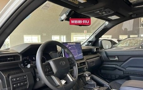 Toyota 4Runner, 2026 год, 12 990 000 рублей, 2 фотография