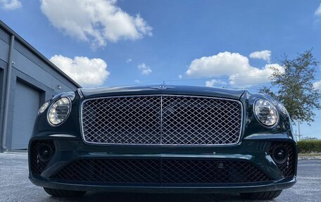 Bentley Continental GT III, 2021 год, 29 990 000 рублей, 10 фотография