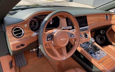 Bentley Continental GT III, 2021 год, 29 990 000 рублей, 16 фотография