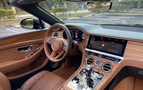 Bentley Continental GT III, 2021 год, 29 990 000 рублей, 23 фотография