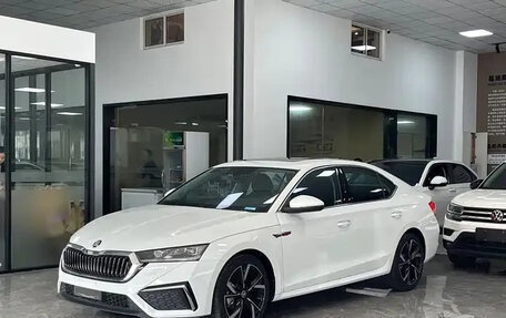 Skoda Octavia IV, 2023 год, 2 590 000 рублей, 2 фотография