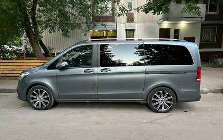 Mercedes-Benz V-Класс, 2021 год, 6 000 000 рублей, 2 фотография