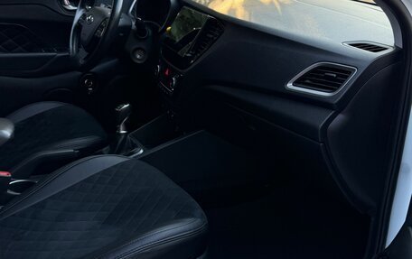 Hyundai Solaris II рестайлинг, 2018 год, 1 415 000 рублей, 9 фотография