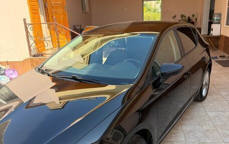 SEAT Leon III, 2014 год, 910 000 рублей, 2 фотография