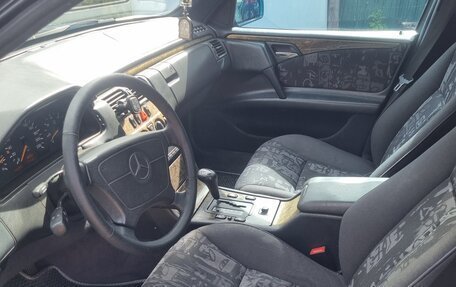 Mercedes-Benz E-Класс, 1995 год, 490 000 рублей, 12 фотография