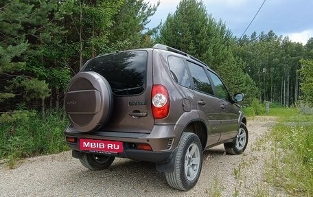 Chevrolet Niva I рестайлинг, 2018 год, 745 000 рублей, 2 фотография
