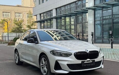 BMW 1 серия, 2023 год, 2 000 000 рублей, 3 фотография