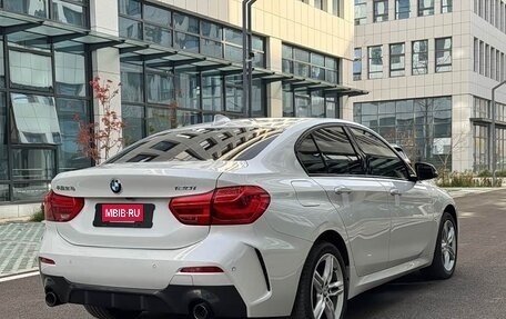 BMW 1 серия, 2023 год, 2 000 000 рублей, 7 фотография
