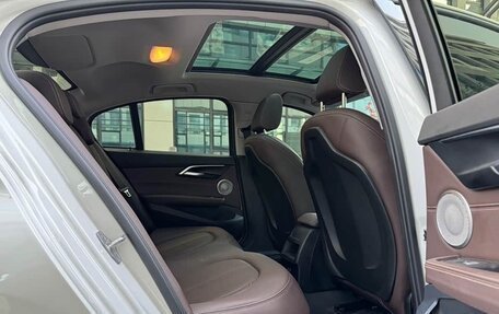 BMW 1 серия, 2023 год, 2 000 000 рублей, 18 фотография