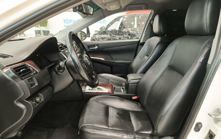 Toyota Camry, 2013 год, 995 000 рублей, 20 фотография