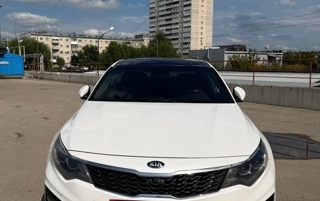 KIA Optima IV, 2019 год, 2 050 000 рублей, 2 фотография