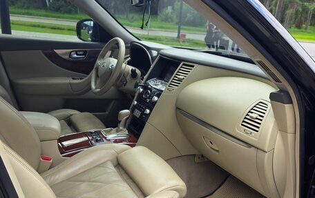 Infiniti FX II, 2010 год, 1 800 000 рублей, 16 фотография