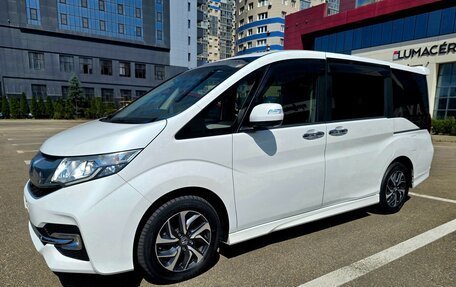Honda Stepwgn IV, 2015 год, 1 590 000 рублей, 4 фотография