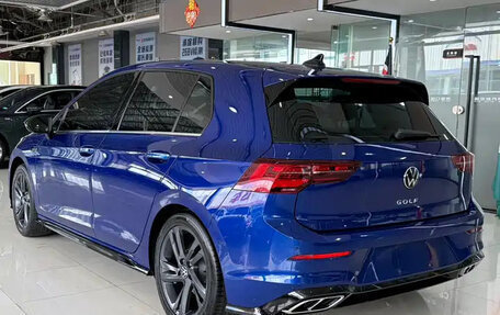 Volkswagen Golf VIII, 2023 год, 2 346 000 рублей, 6 фотография