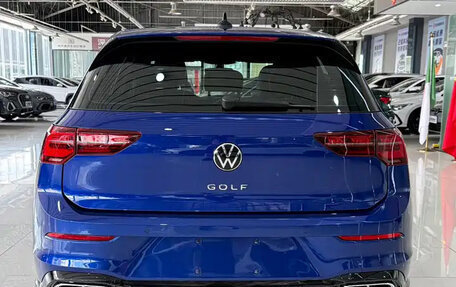 Volkswagen Golf VIII, 2023 год, 2 346 000 рублей, 5 фотография