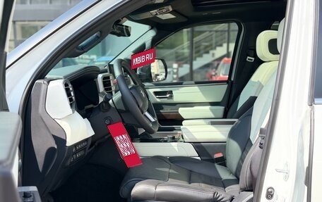 Toyota Sequoia, 2024 год, 12 700 000 рублей, 14 фотография