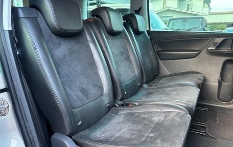 Volkswagen Sharan II, 2013 год, 990 000 рублей, 12 фотография