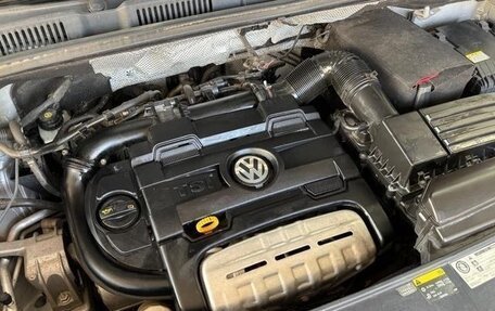Volkswagen Sharan II, 2013 год, 990 000 рублей, 30 фотография