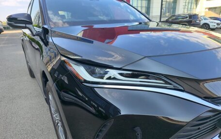 Toyota Harrier, 2020 год, 3 265 000 рублей, 3 фотография