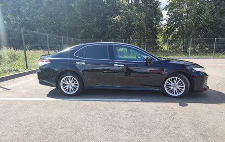 Toyota Camry, 2019 год, 2 639 000 рублей, 3 фотография