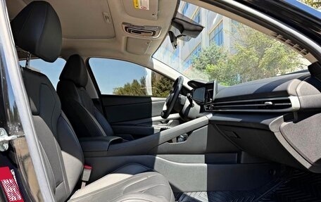 Hyundai Elantra, 2023 год, 1 590 010 рублей, 14 фотография