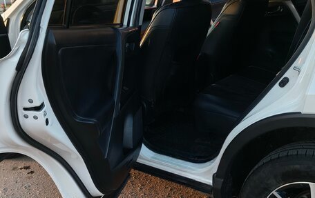 Toyota RAV4, 2018 год, 2 490 000 рублей, 13 фотография