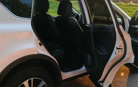 Toyota RAV4, 2018 год, 2 490 000 рублей, 17 фотография
