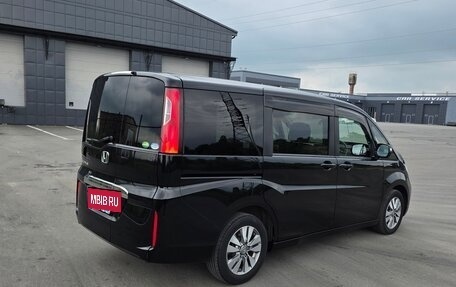 Honda Stepwgn IV, 2018 год, 2 200 000 рублей, 5 фотография