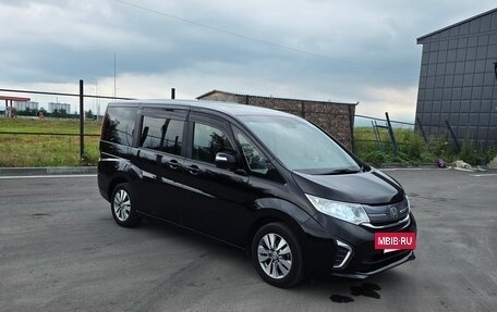 Honda Stepwgn IV, 2018 год, 2 200 000 рублей, 4 фотография
