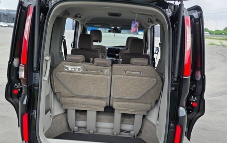 Honda Stepwgn IV, 2018 год, 2 200 000 рублей, 17 фотография