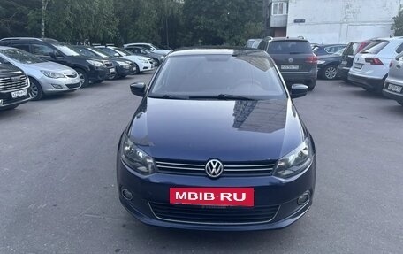 Volkswagen Polo VI (EU Market), 2011 год, 670 000 рублей, 2 фотография