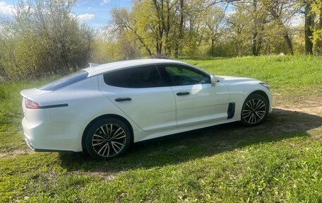 KIA Stinger I, 2019 год, 2 200 000 рублей, 3 фотография