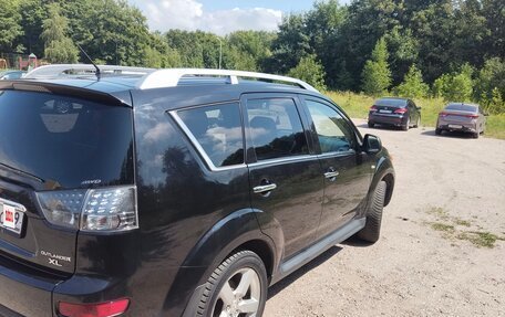 Mitsubishi Outlander III рестайлинг 3, 2008 год, 925 000 рублей, 3 фотография