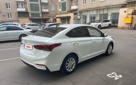 Hyundai Solaris II рестайлинг, 2017 год, 1 480 000 рублей, 5 фотография