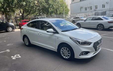 Hyundai Solaris II рестайлинг, 2017 год, 1 480 000 рублей, 6 фотография