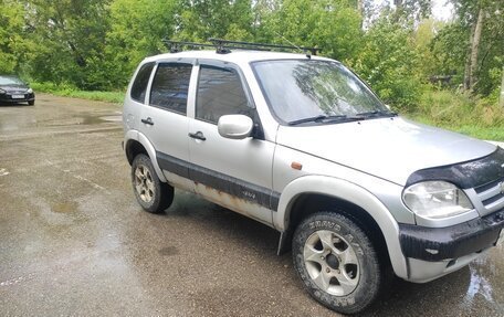 Chevrolet Niva I рестайлинг, 2003 год, 245 000 рублей, 7 фотография