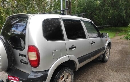 Chevrolet Niva I рестайлинг, 2003 год, 245 000 рублей, 4 фотография