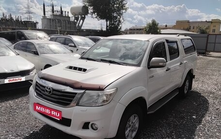 Toyota Hilux VII, 2014 год, 1 710 000 рублей, 2 фотография