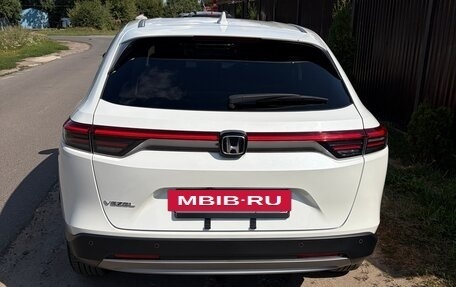 Honda Vezel, 2024 год, 2 490 000 рублей, 2 фотография