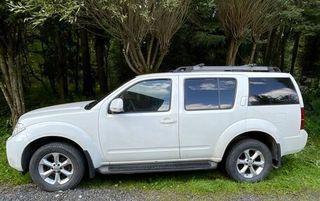 Nissan Pathfinder, 2012 год, 1 600 000 рублей, 7 фотография